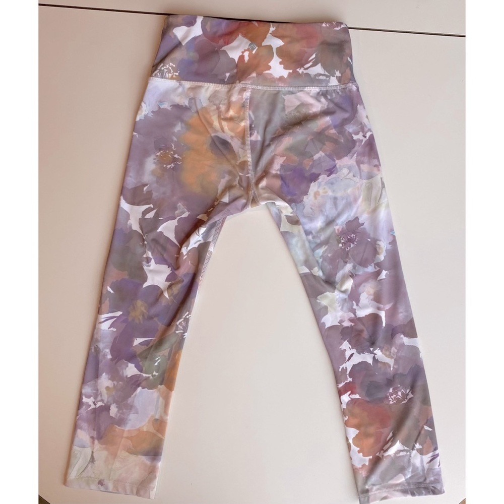 Apana leggings.. you can never have enough!! - Picture 7 of 11